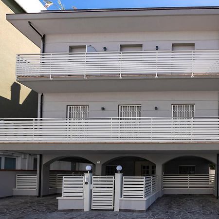 Casa Plauto Bellaria-Igea Marina Exterior foto